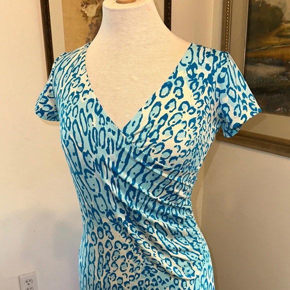 JB by JULIE BROWN NYC Blue/White Leopard Print V-Neck Dress Size Small - Picture 2 of 11